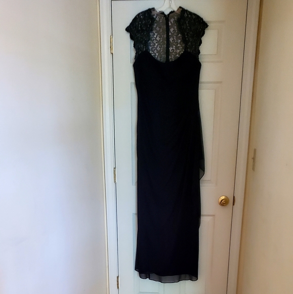 Formal Gown - Picture 2 of 5